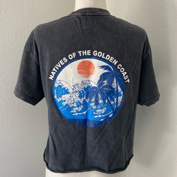 Brand Melville / J. Galt - Natives Of The Golden Coast Cropped Tee - Picture 2 of 8